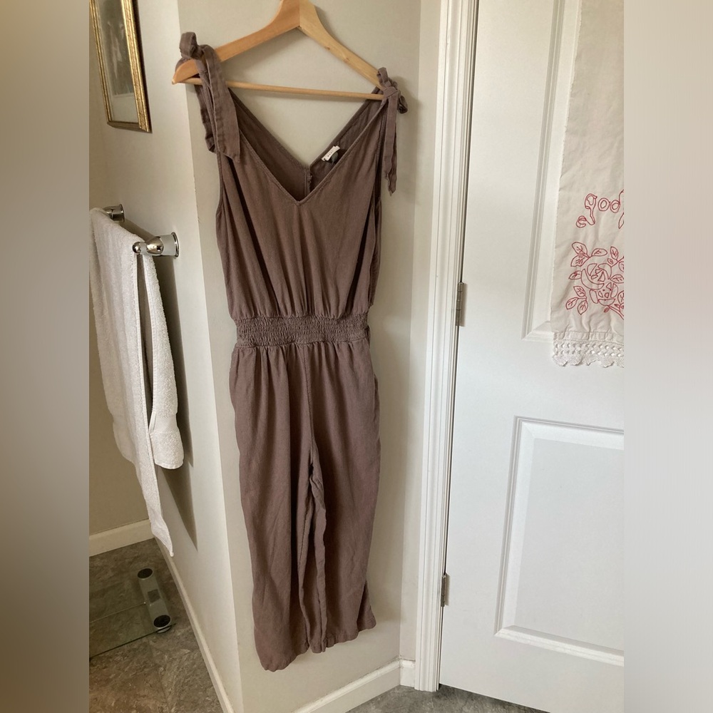 Tie shoulder linen jumpsuit